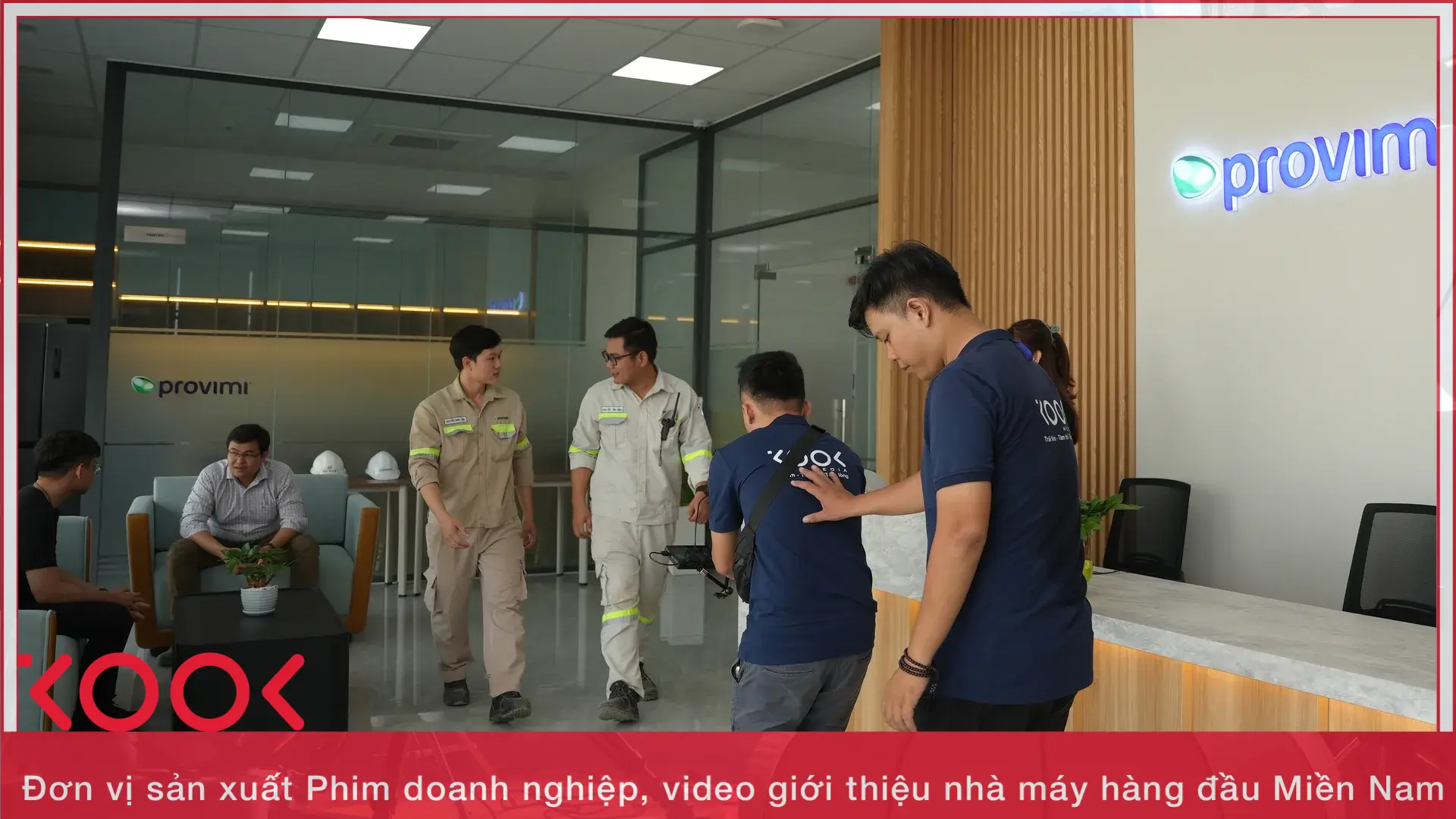 Video Giới Thiệu Doanh Nghiệp: 8 Thể Loại Và Cách Chọn Đúng 2 Kool Media quay phim gioi thieu doanh nghiep tai nha may - anh 2